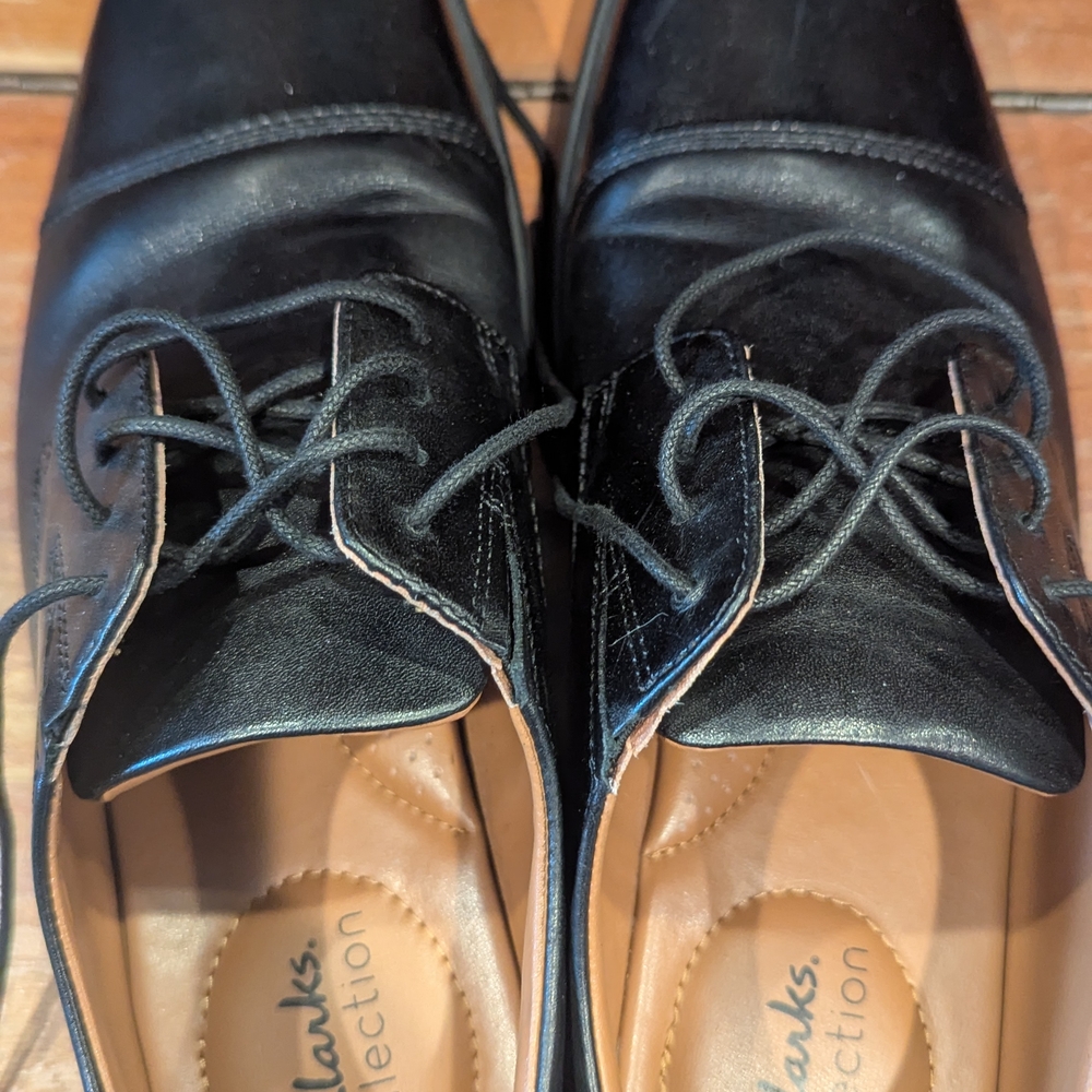 Clarks Black Leather Oxford Shoes